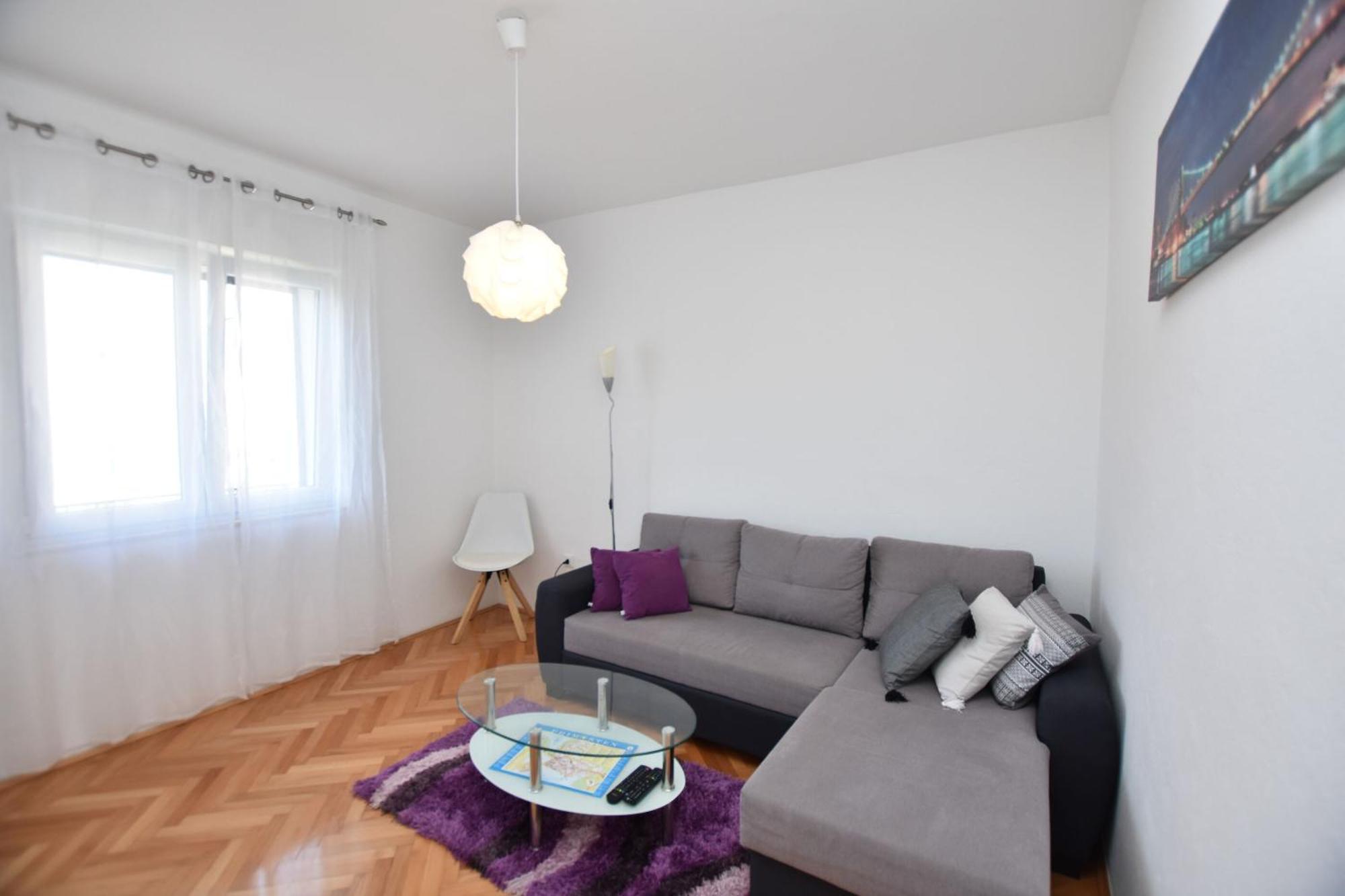 Apartments Guzela Примоштен Номер фото