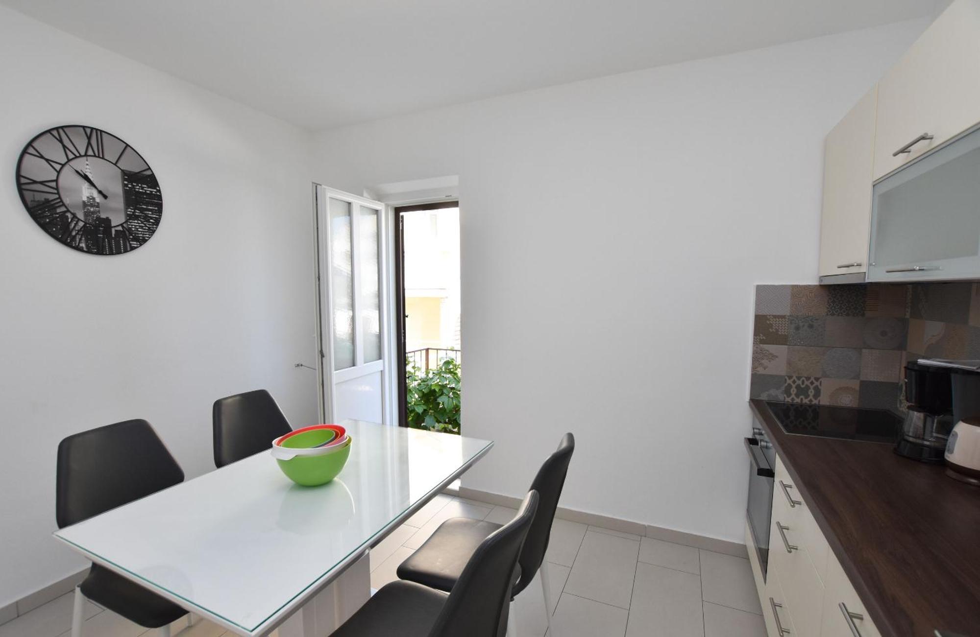 Apartments Guzela Примоштен Номер фото